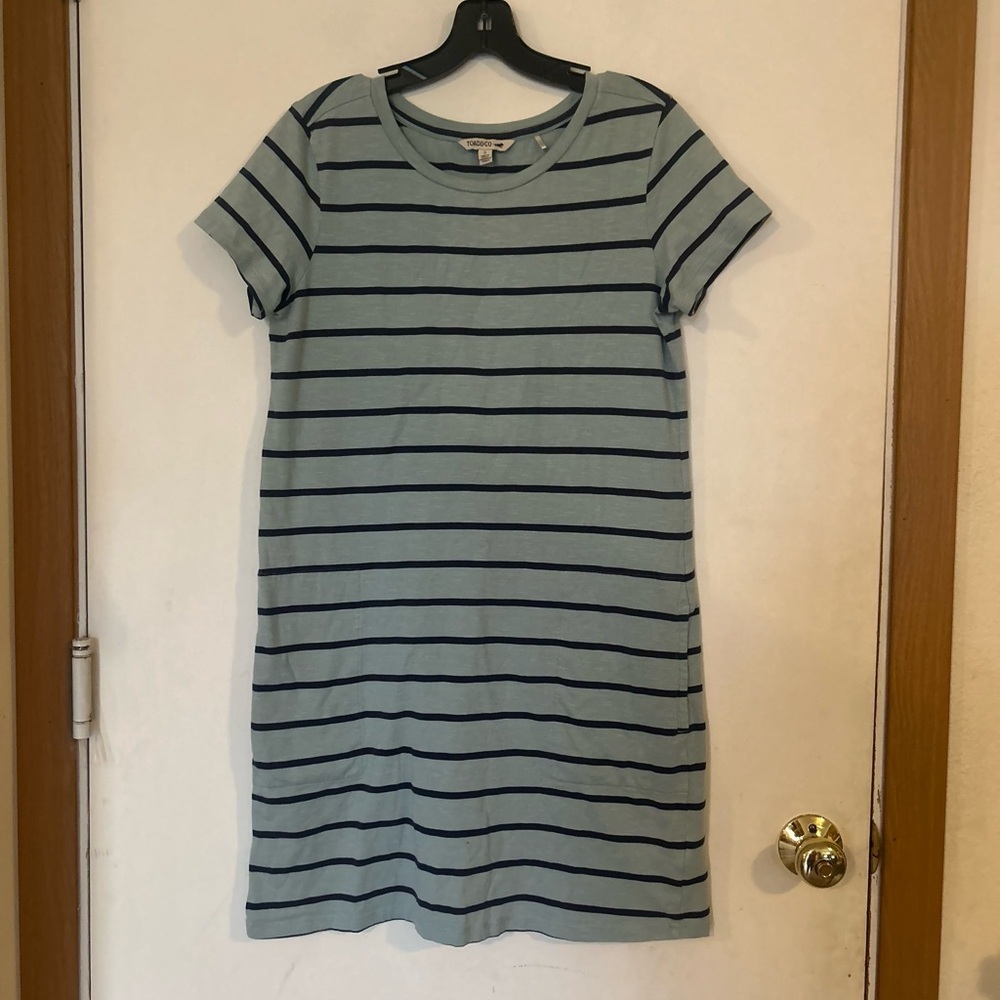 Toad & Co Women's Windmere II Short
Sleeve Dress  90s Stripe Side Pocket